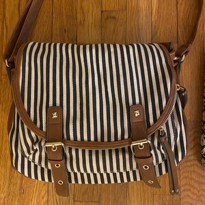 Shoulder bag for sale